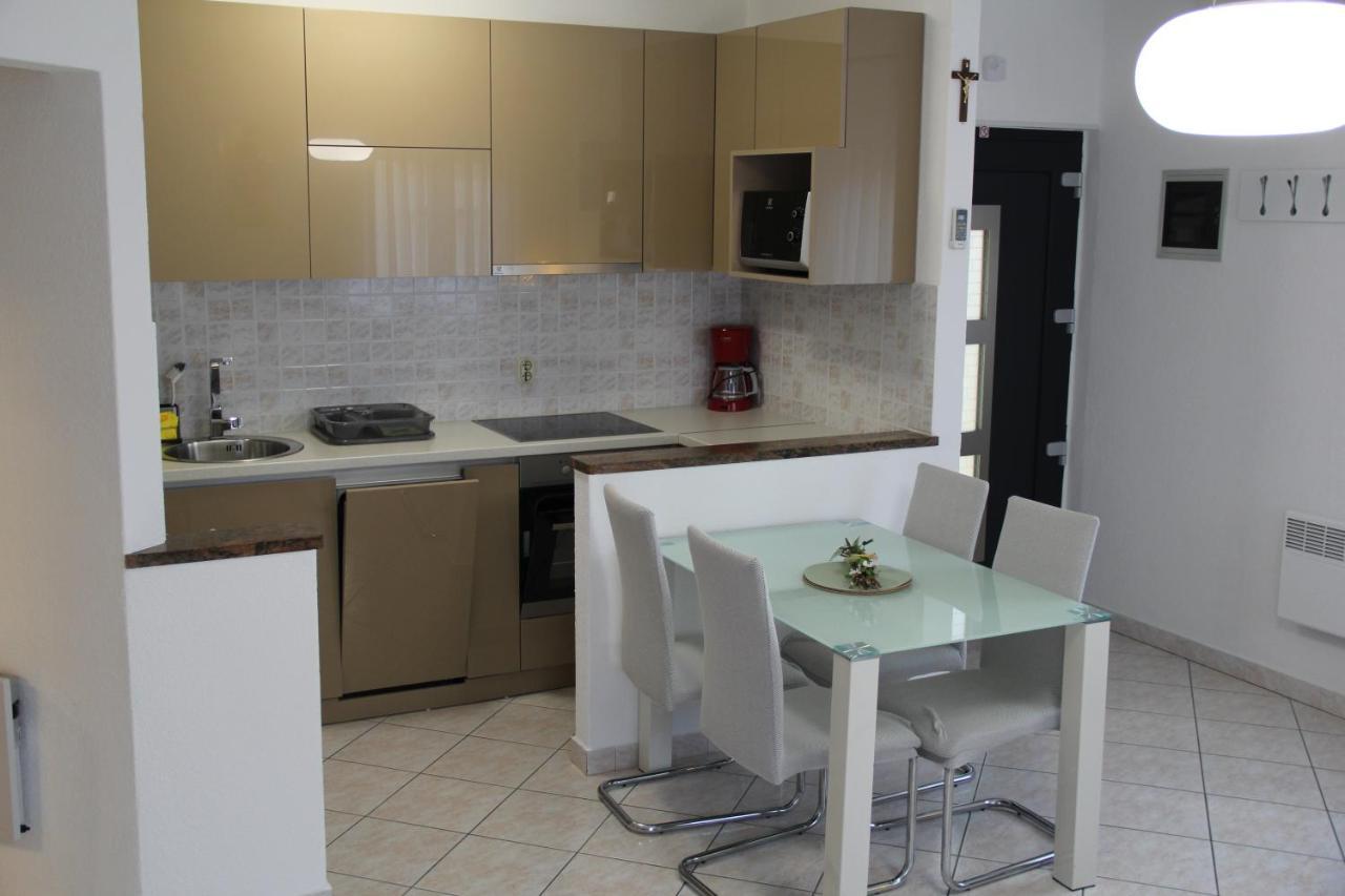 Apartment Zarko Врсар Экстерьер фото