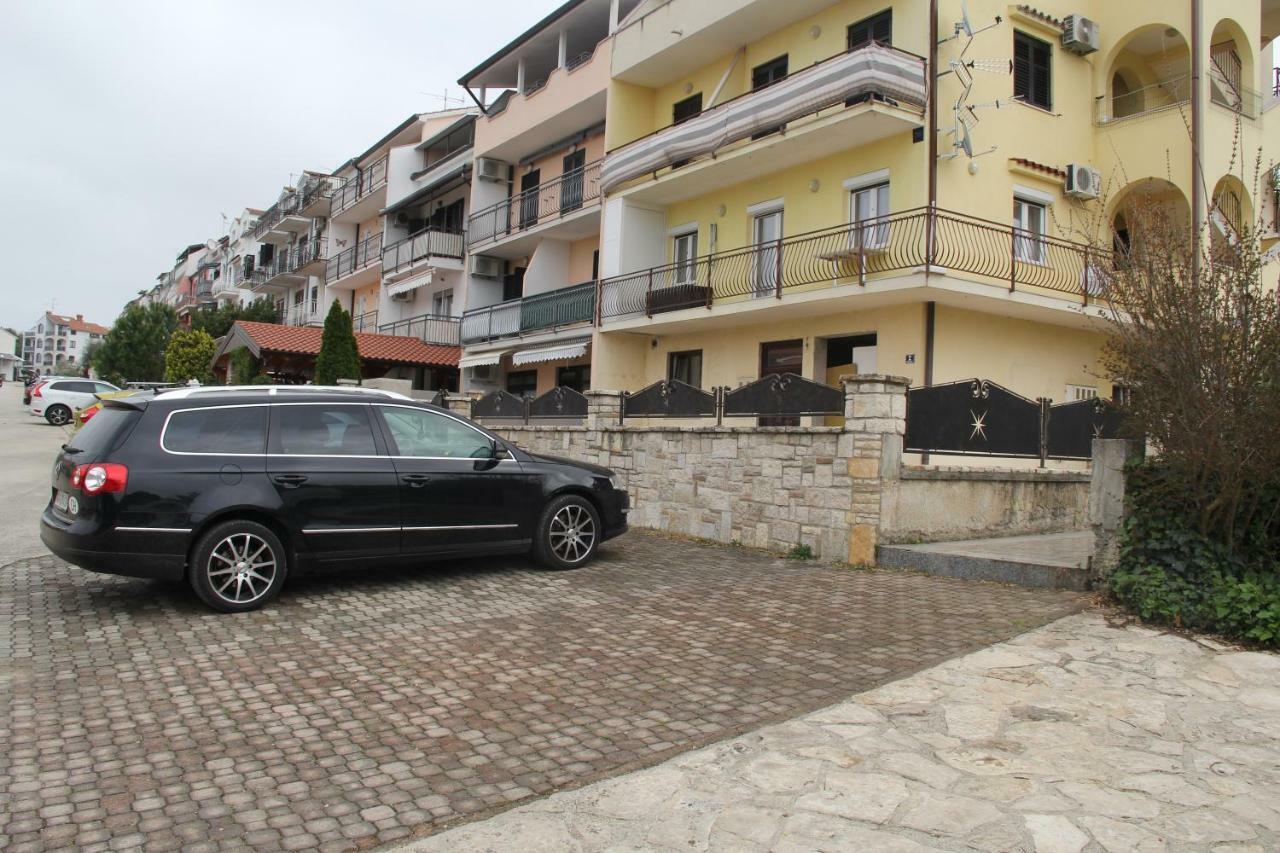 Apartment Zarko Врсар Экстерьер фото